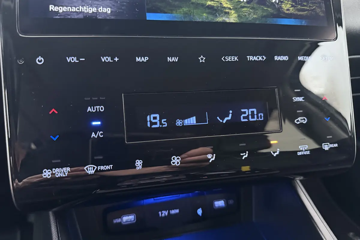 1.6 T-GDI PHEV Premium 4WD 360* Camera Memory Adapt.Cruise