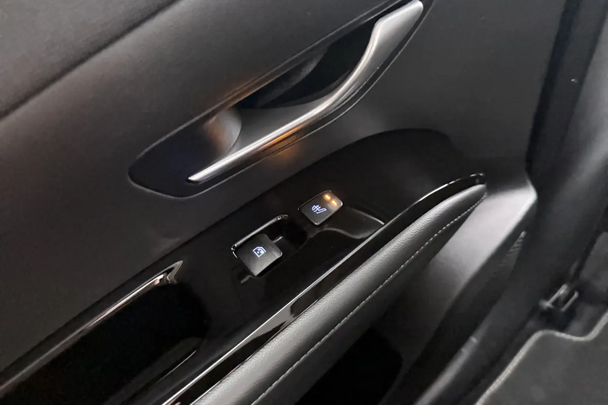 1.6 T-GDI PHEV Premium 4WD 360* Camera Memory Adapt.Cruise