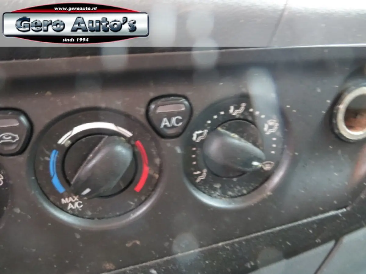 270 2.0 TDCI L1H1 Trend nw apk airco ,cruise ,camera lmv etc