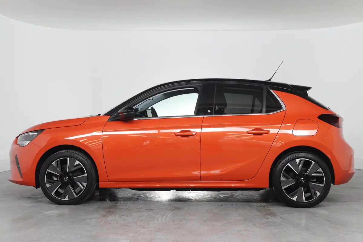 Elegance 50 kWh | SOH 90% | Navigatie | Parkeersensoren | Stoel & Stoelverwarming | Climate Control | Cruise Control | Apple Carplay & Android Auto |