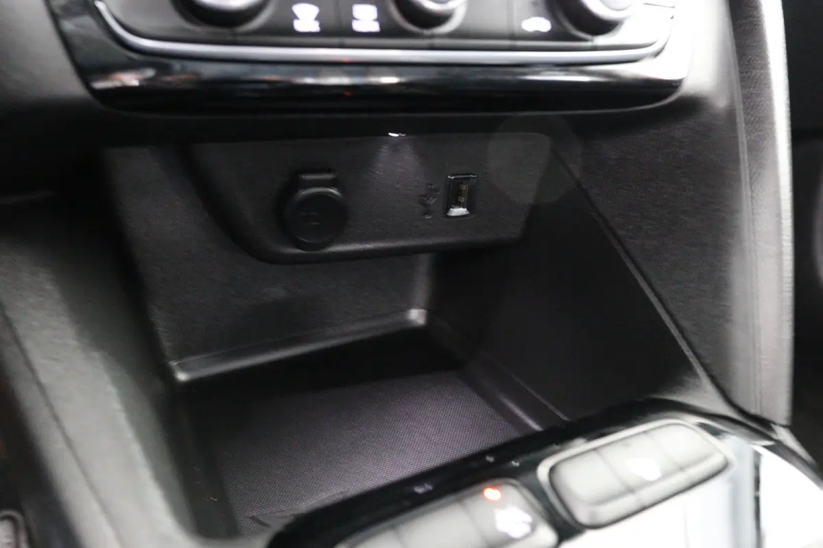 Elegance 50 kWh | SOH 90% | Navigatie | Parkeersensoren | Stoel & Stoelverwarming | Climate Control | Cruise Control | Apple Carplay & Android Auto |