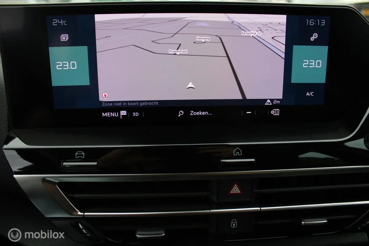 Feel Pack 50 kWh, Head-up display, Half leer/stof, Navi, App connect, Cruise, Clima, Pdc + Camera, Full Led verlichting