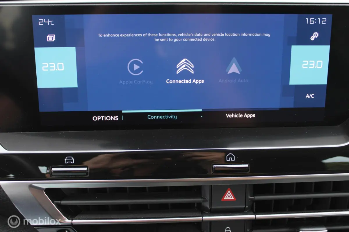 Feel Pack 50 kWh, Head-up display, Half leer/stof, Navi, App connect, Cruise, Clima, Pdc + Camera, Full Led verlichting