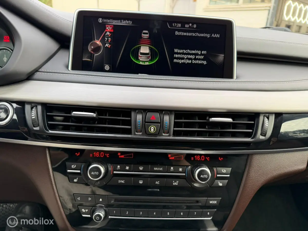 xDrive40d M-Sport | ACC | Pano | HUD | 360° | HK