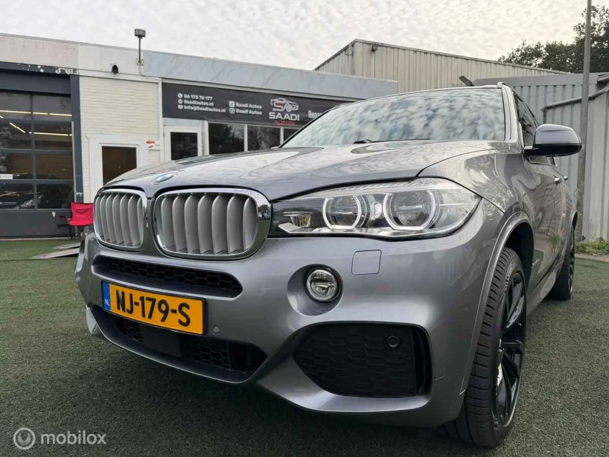 xDrive40d M-Sport | ACC | Pano | HUD | 360° | HK