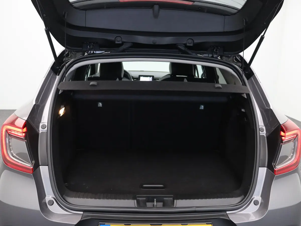 1.3 mild hybrid 140 techno | Schuif en Kanteldak | Navigatie | Achteruitrijcamera | Climate Control |