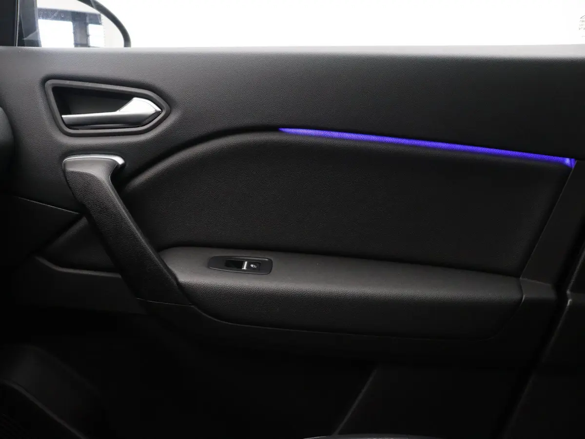 1.3 mild hybrid 140 techno | Schuif en Kanteldak | Navigatie | Achteruitrijcamera | Climate Control |