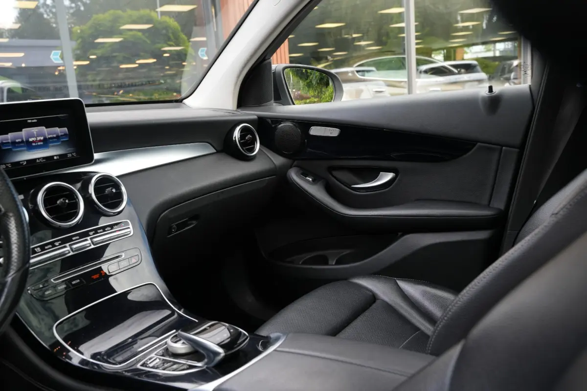 250 d 4MATIC Prestige Panoramadak Leer Stoelverwarming PDC 17''LM
