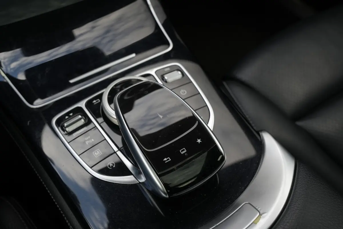 250 d 4MATIC Prestige Panoramadak Leer Stoelverwarming PDC 17''LM