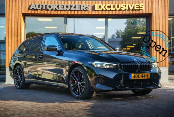 330e xDrive M Pakket Panoramadak HUD Camera ACC Harman Kardon