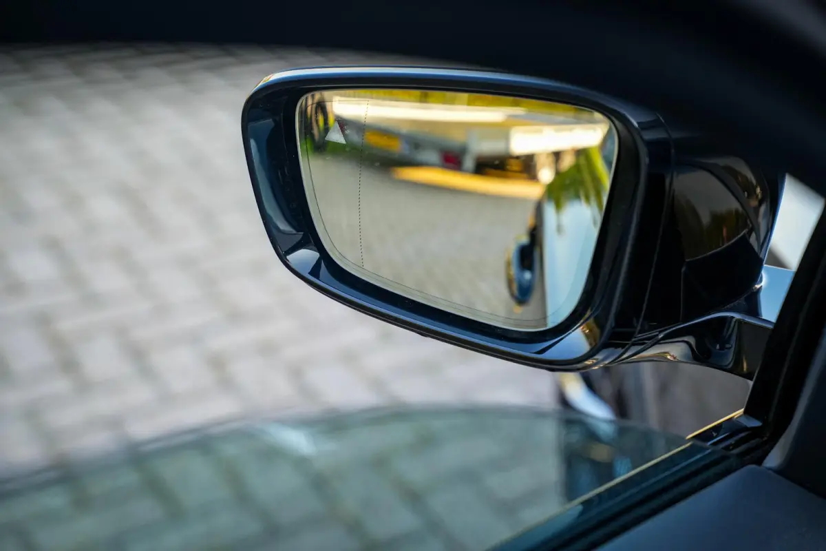 330e xDrive M Pakket Panoramadak HUD Camera ACC Harman Kardon