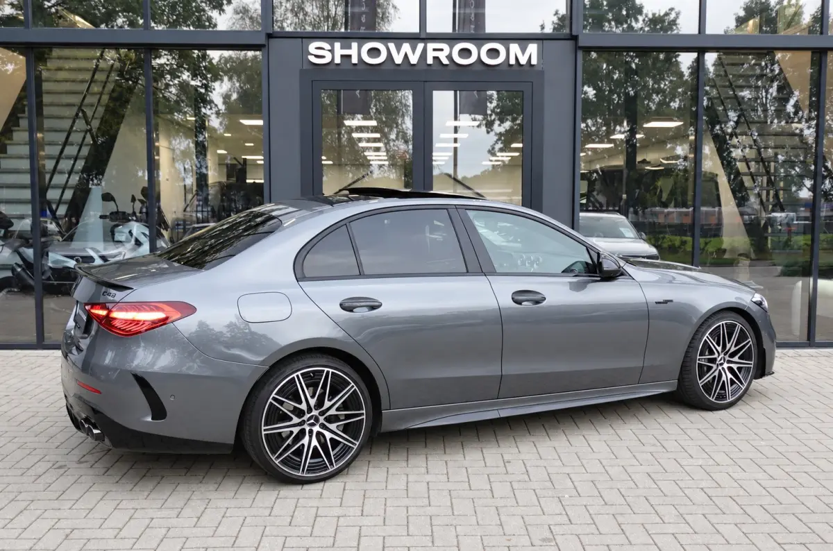 AMG 43 4MATIC PANO BURMESTER 360 VOL