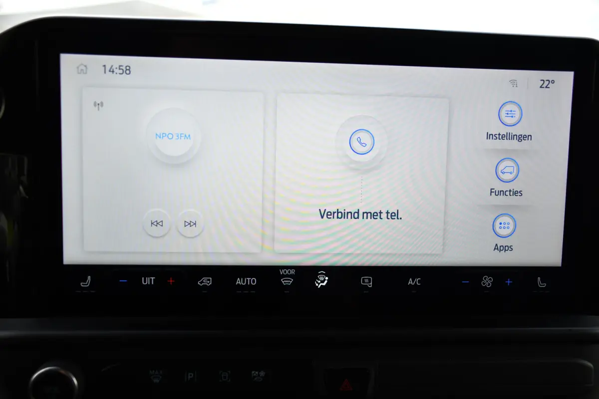 300 2.0 TDCI L1H1 Limited PB Edition Camera, Cruise, Carplay, LED, Stoelverwarming, 136pk, Automaat, Trekhaak, Multimedia, Uniek!