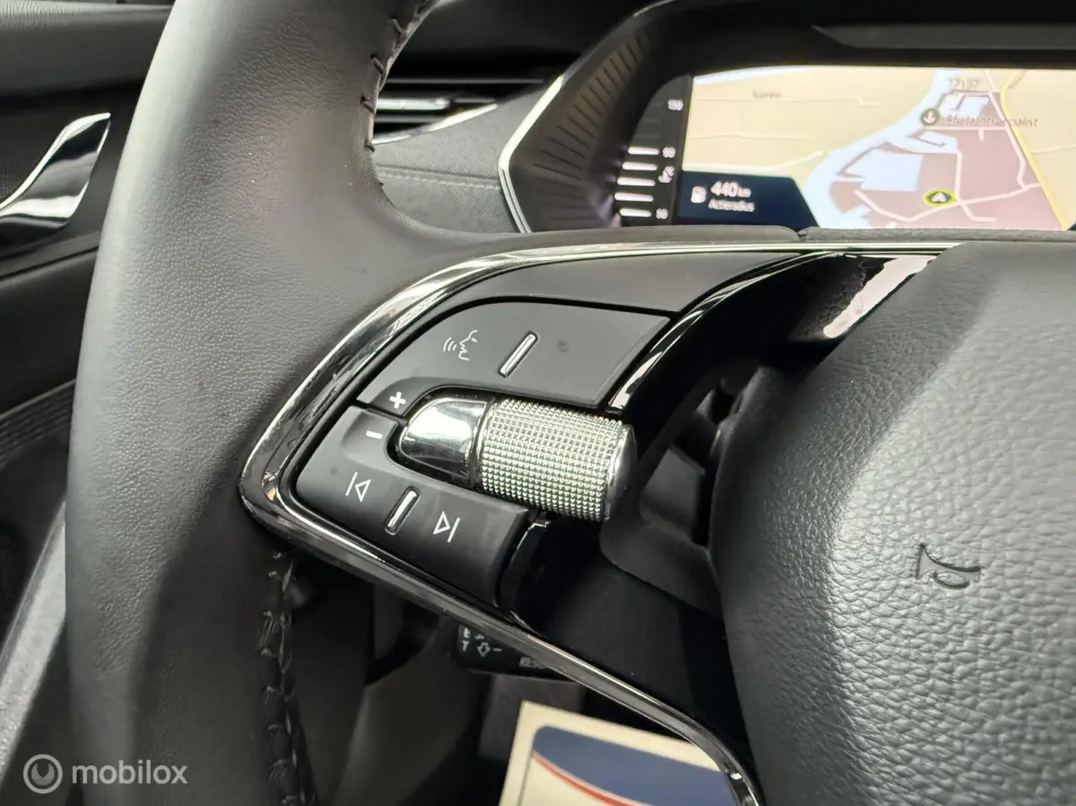 1.0 TSI Business Edition Plus Pano Trekhk