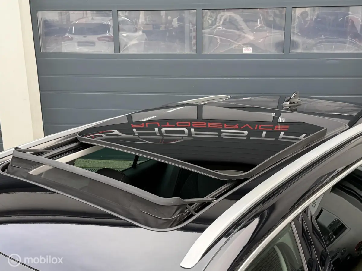 1.0 TSI Business Edition Plus Pano Trekhk