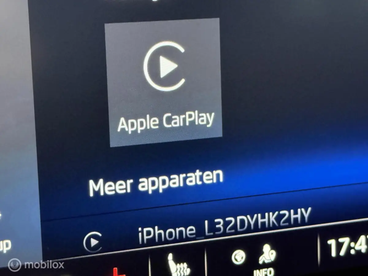 1.0 TSI Business Edition Plus Pano Trekhk