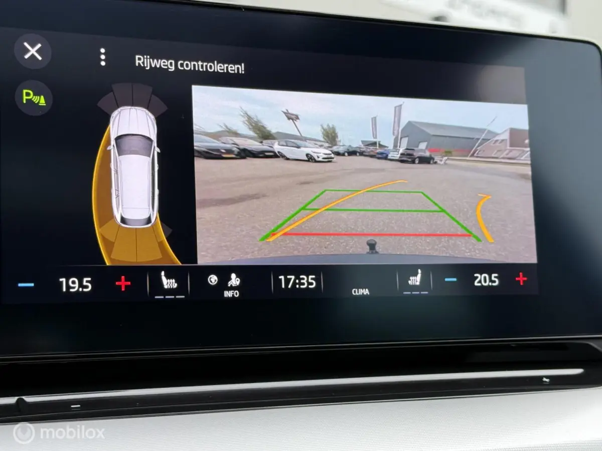 1.0 TSI Business Edition Plus Pano Trekhk