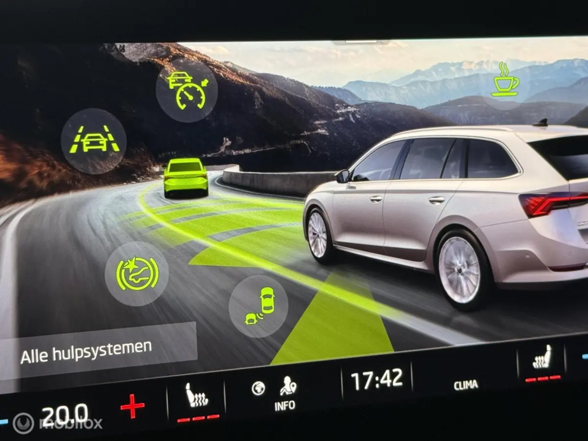 1.0 TSI Business Edition Plus Pano Trekhk