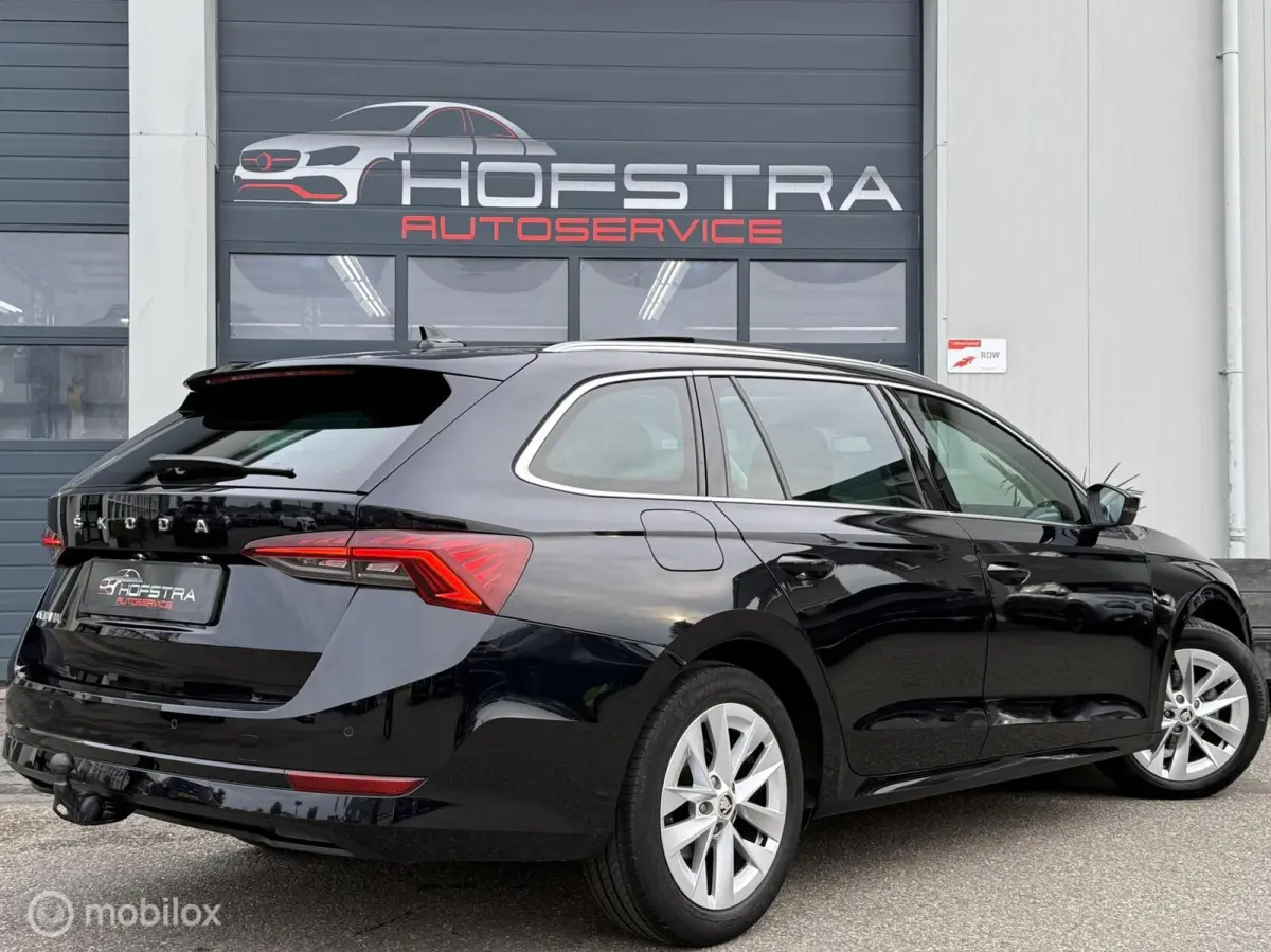 1.0 TSI Business Edition Plus Pano Trekhk