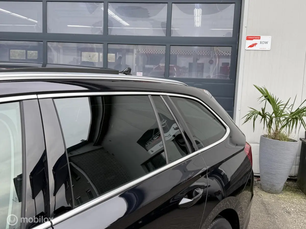 1.0 TSI Business Edition Plus Pano Trekhk