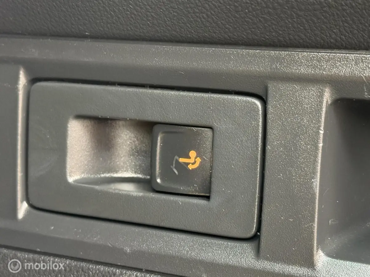 1.5 e-TSI Sportline Aut. Trekhk Schaalstoellen