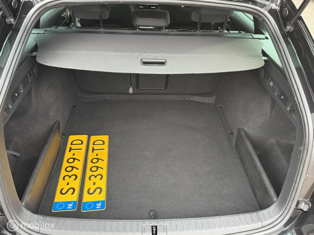 1.5 e-TSI Sportline Aut. Trekhk Schaalstoellen