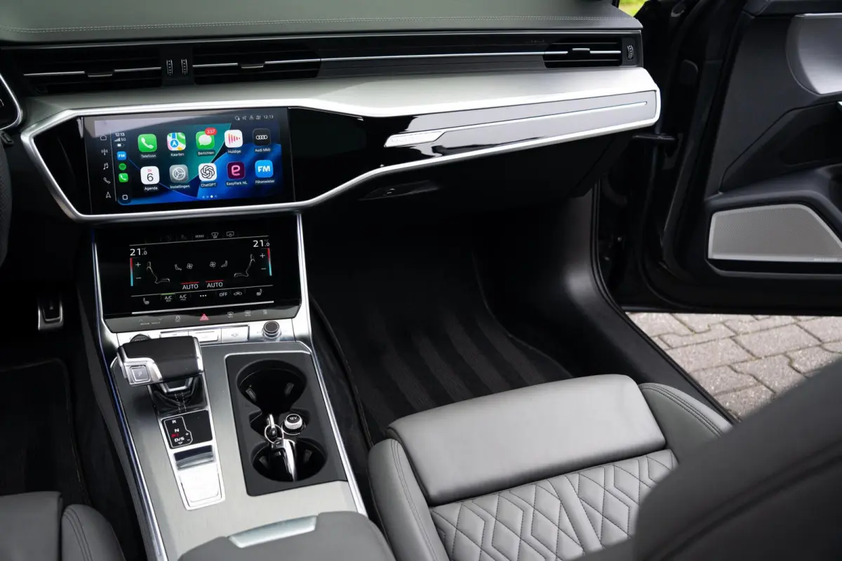 55 quattro TFSI 340PK|2e Eig.|Bang & Olufson 4D|Achteras besturing|BTW|Matrix|RS-Zetels|Panorama|Trekhaak|Dealer Onderhouden