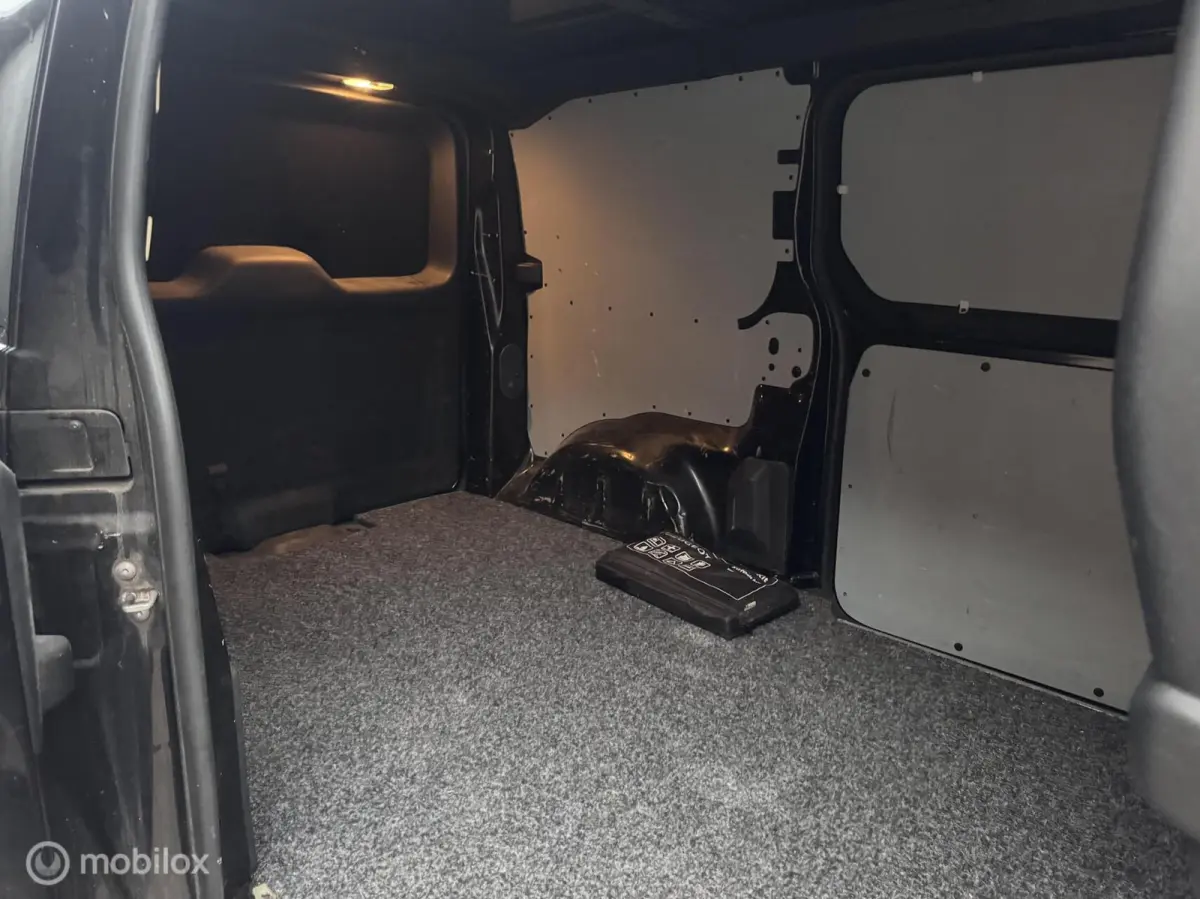 Bestel 226S 1.6 BlueHDI 115 Premium