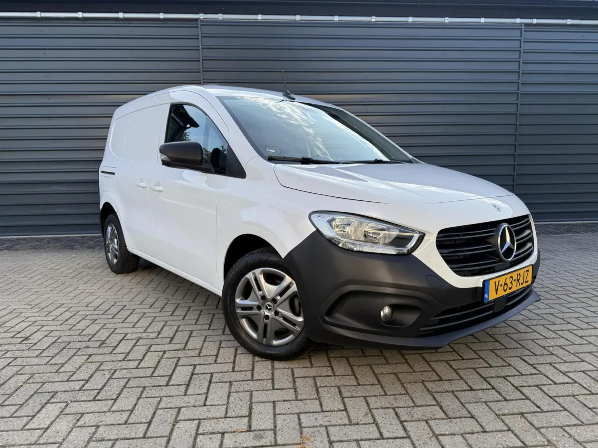 bestel 110 Airco*Cruise*Pdc*3 Zits*Stoelverw.Apple Carplay