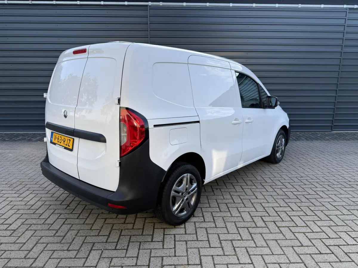 bestel 110 Airco*Cruise*Pdc*3 Zits*Stoelverw.Apple Carplay