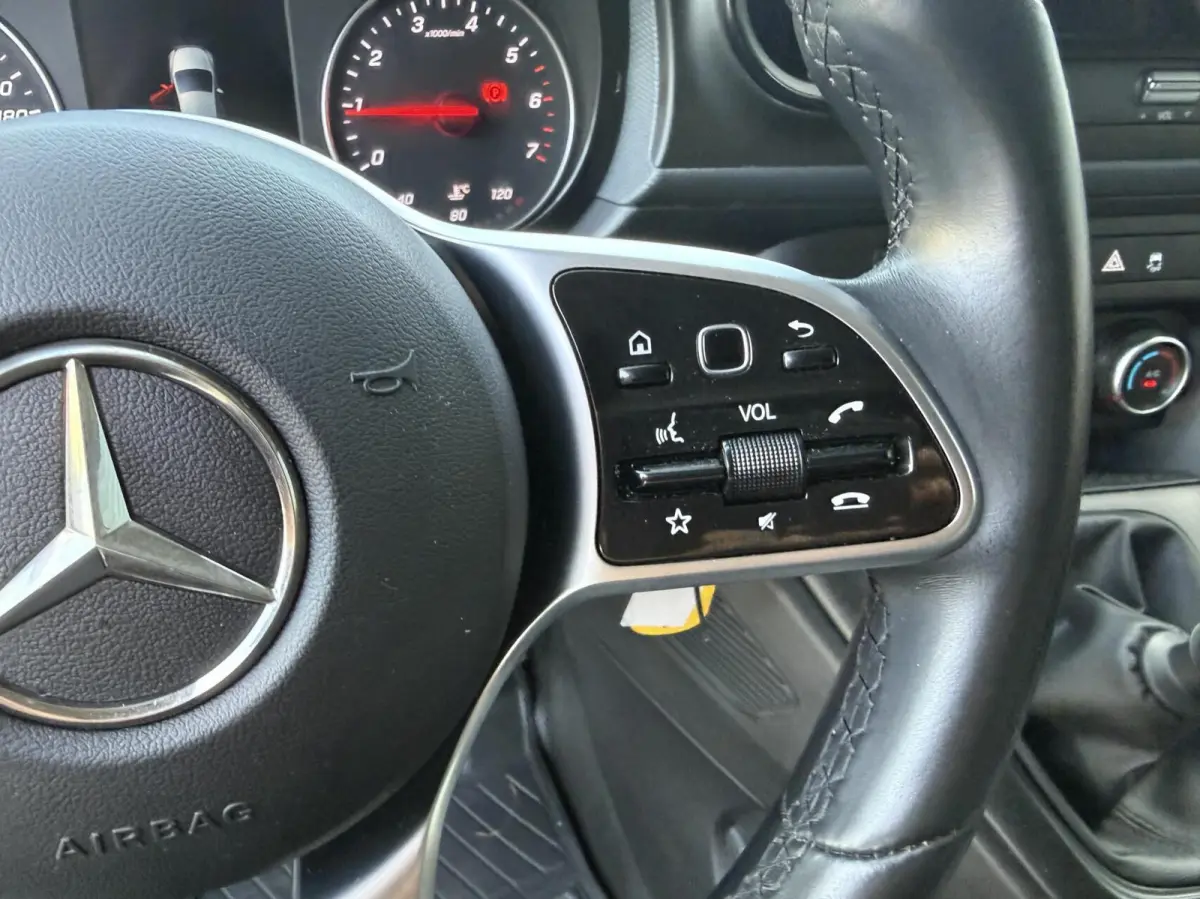 bestel 110 Airco*Cruise*Pdc*3 Zits*Stoelverw.Apple Carplay