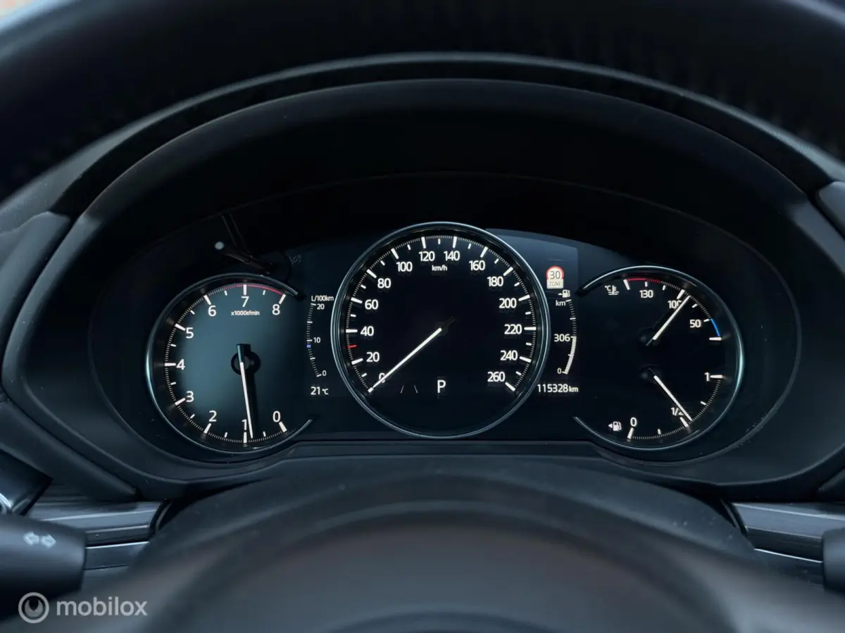 2.0 SkyActiv-G 165 Signature | Glas Schuifdak | 360° Camera | Leer | Stuurverw. | Stoelventilatie | Stoelverw.