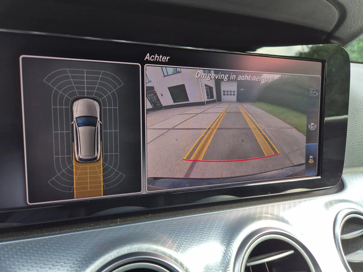 300 de Business Solution - Widescreen - Camera - Adapt Cruise - Stoelverw - Rijklaar
