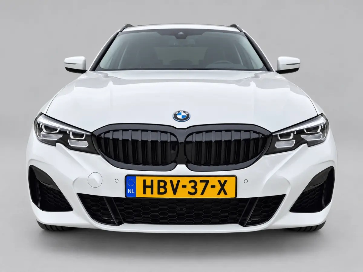 330e Business Edition Plus - M Sport - Leder - Navigatie - Camera - Cruise - Clima - Elektr Trekhaak