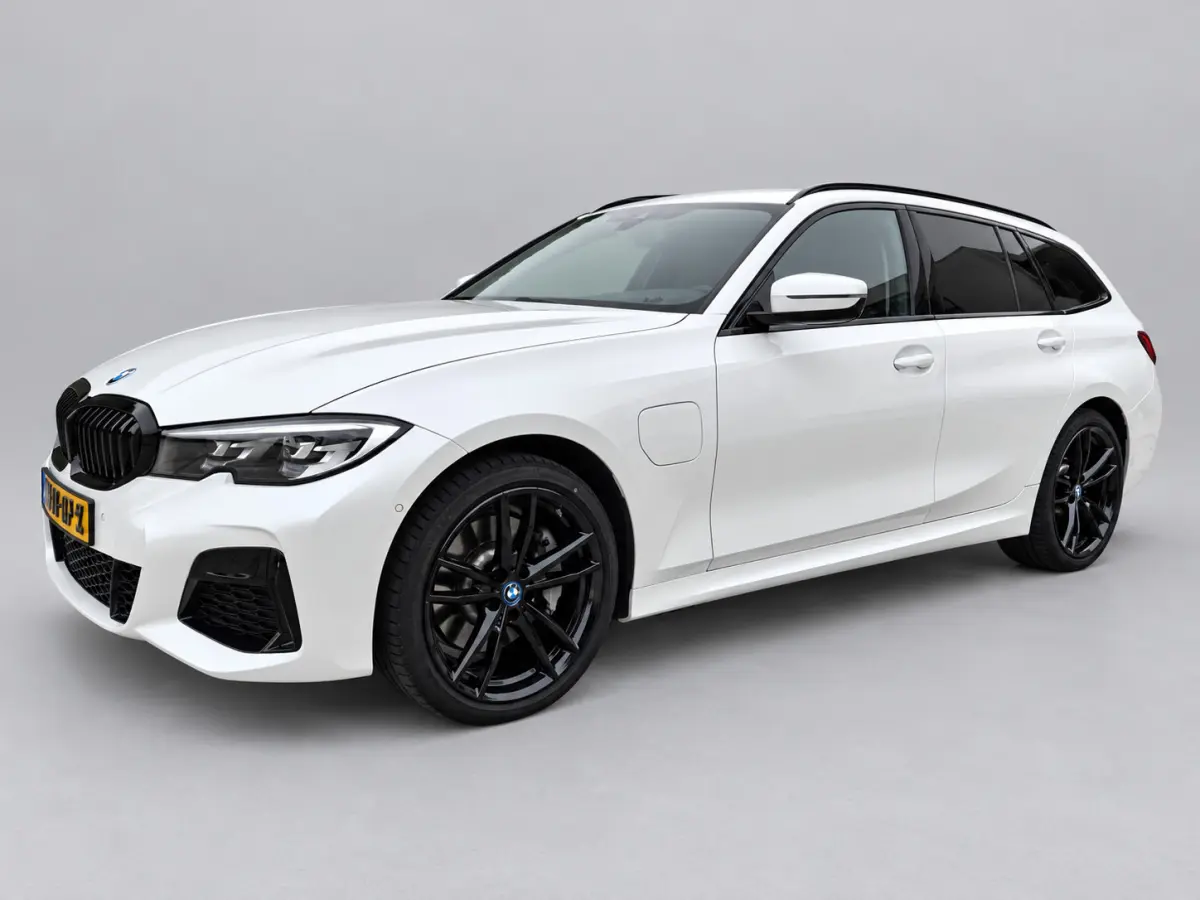 330e Business Edition Plus - M Sport - Leder - Navigatie - Camera - Cruise - Clima - Elektr Trekhaak