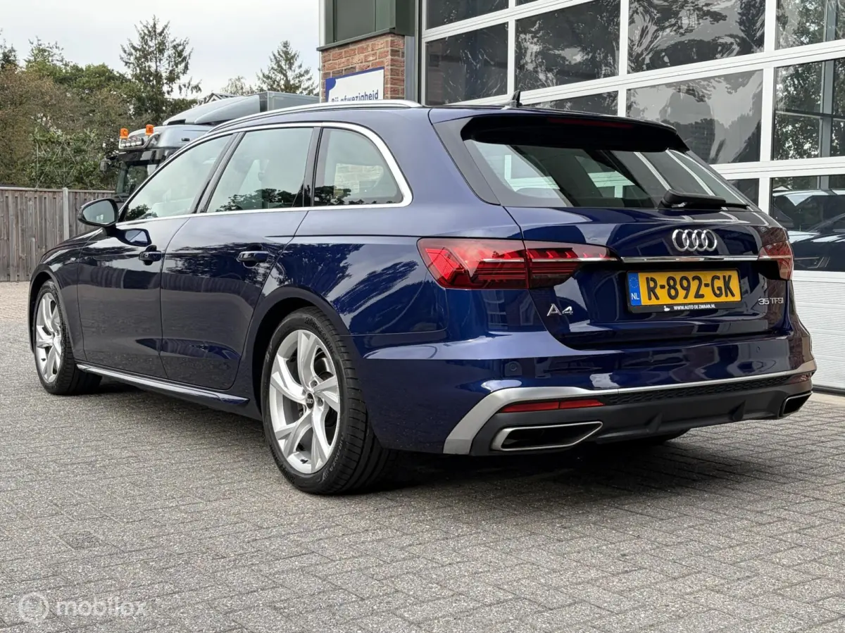 35TFSI S-line|Wegklapbare Trekhaak|Carplay|Elect Achterklep. Audi A4 Avant 35 TFSI S-line|Wegklapbare Trekhaak|Carplay|Elect Achterklep.