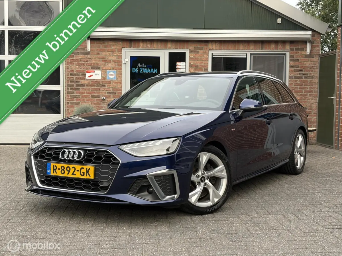 35TFSI S-line|Wegklapbare Trekhaak|Carplay|Elect Achterklep. Audi A4 Avant 35 TFSI S-line|Wegklapbare Trekhaak|Carplay|Elect Achterklep.