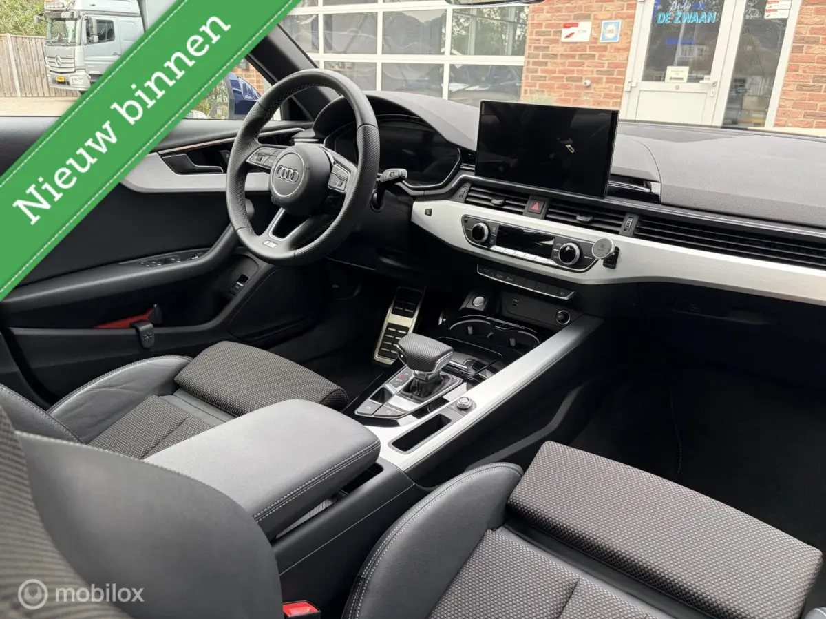 35TFSI S-line|Wegklapbare Trekhaak|Carplay|Elect Achterklep. Audi A4 Avant 35 TFSI S-line|Wegklapbare Trekhaak|Carplay|Elect Achterklep.