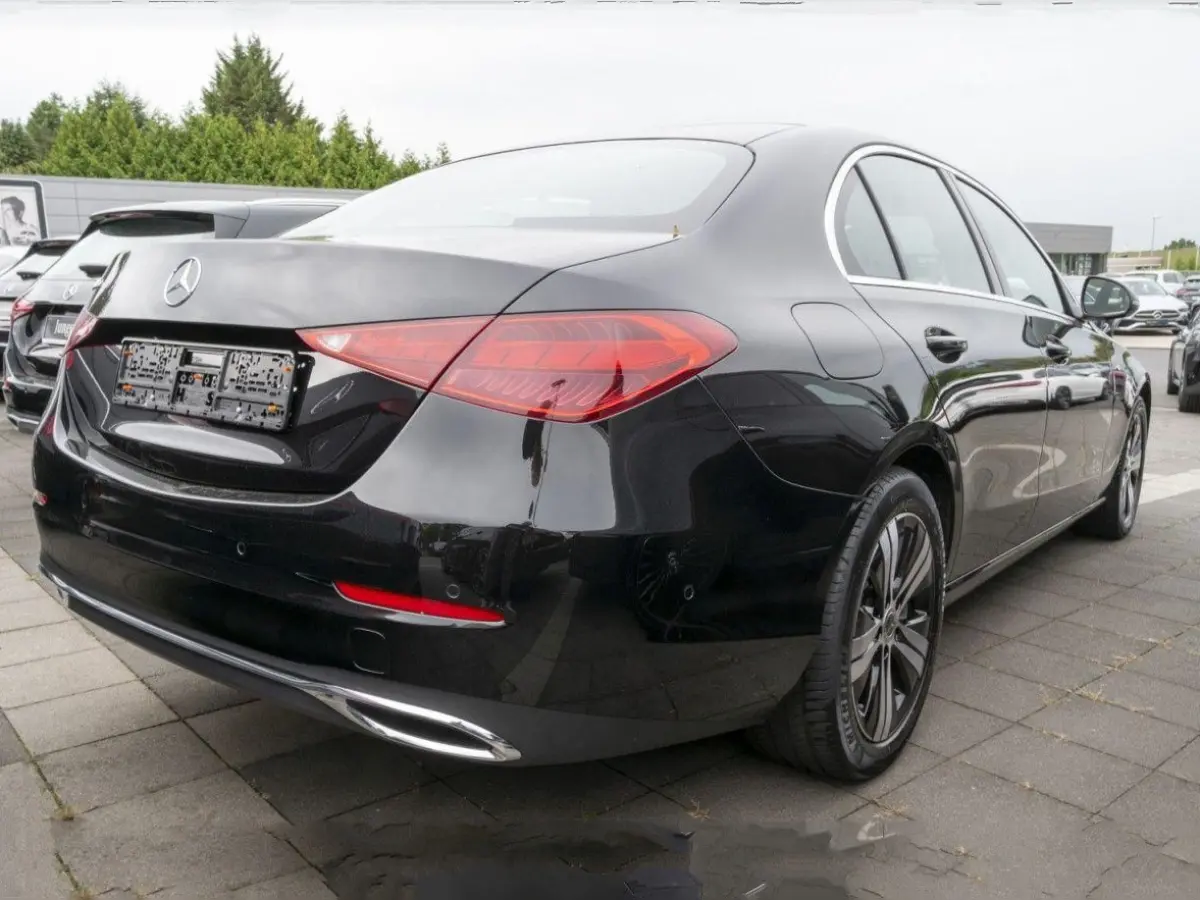 300e AVANTGARDE ** HIGH LED, MEMORY, 18-inch LMV, WINTERPACK, CAMERA, ** Ex MB-AG - UNFALLFREI ** ** INFORMEER OOK NAAR ONZE AANTREKKELIJKE FINANCIAL-LEASE TARIEVEN **