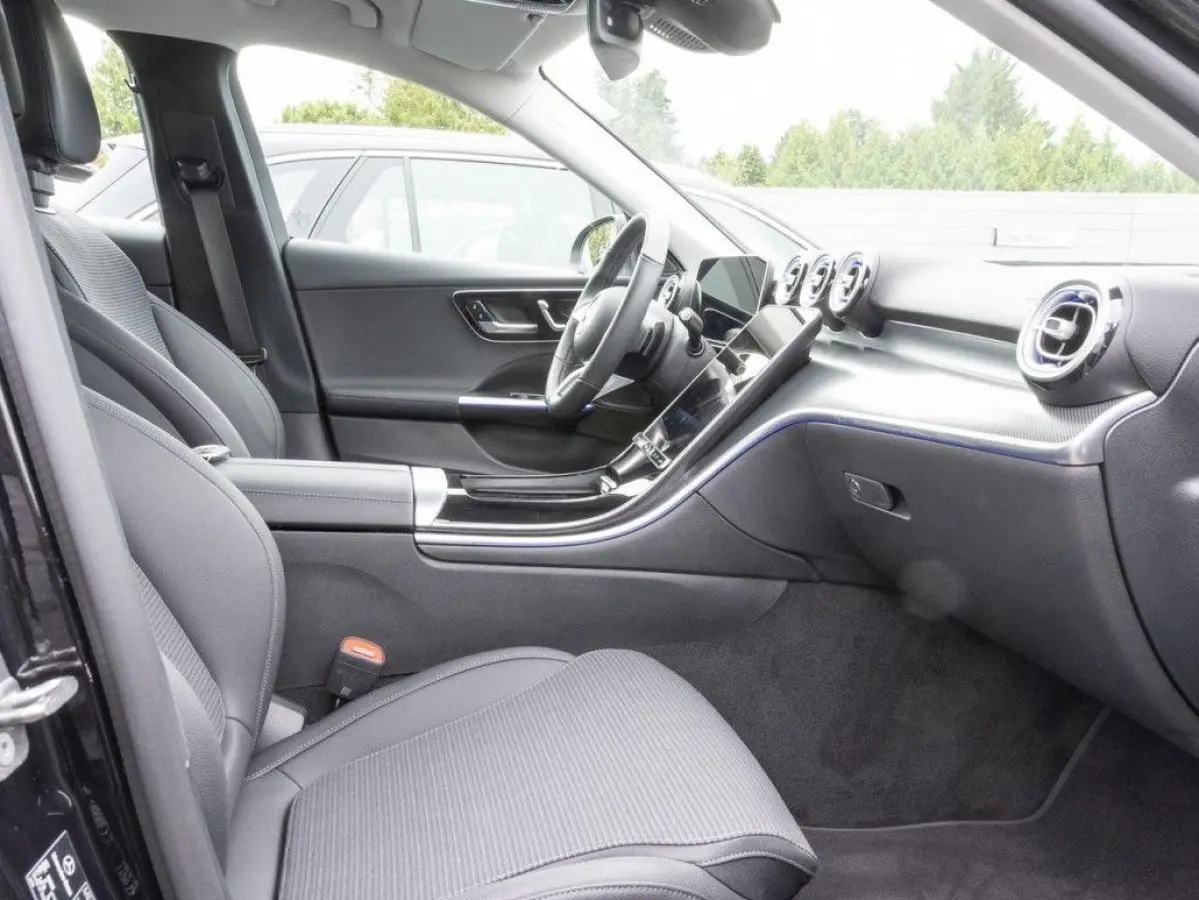 300e AVANTGARDE ** HIGH LED, MEMORY, 18-inch LMV, WINTERPACK, CAMERA, ** Ex MB-AG - UNFALLFREI ** ** INFORMEER OOK NAAR ONZE AANTREKKELIJKE FINANCIAL-LEASE TARIEVEN **