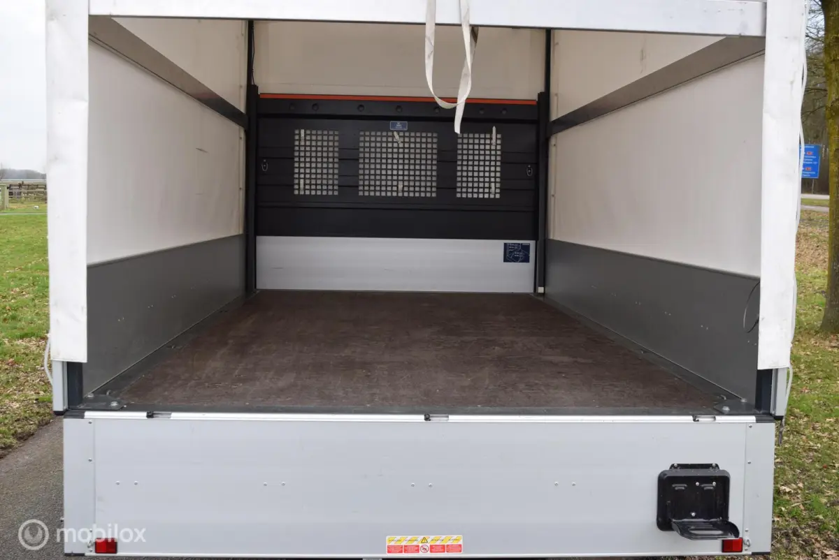 35S18D 3.0 180pk |Open Laadbak|EURO-6|Dubbele Cabine | wb410 DC | N1