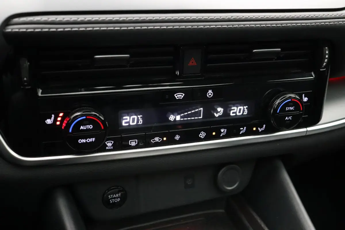 1.5 e-Power N-Connecta | Stoel, Stuur en Voorruitverwarming | Head-Up Display | Elektrische Achterklep | Rondom Camera |