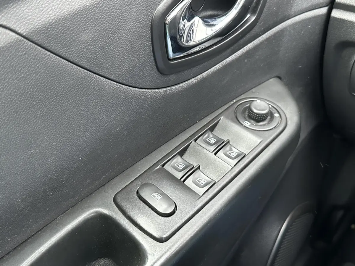 0.9 TCe Expression Airco Cruise Bluetooth NAP