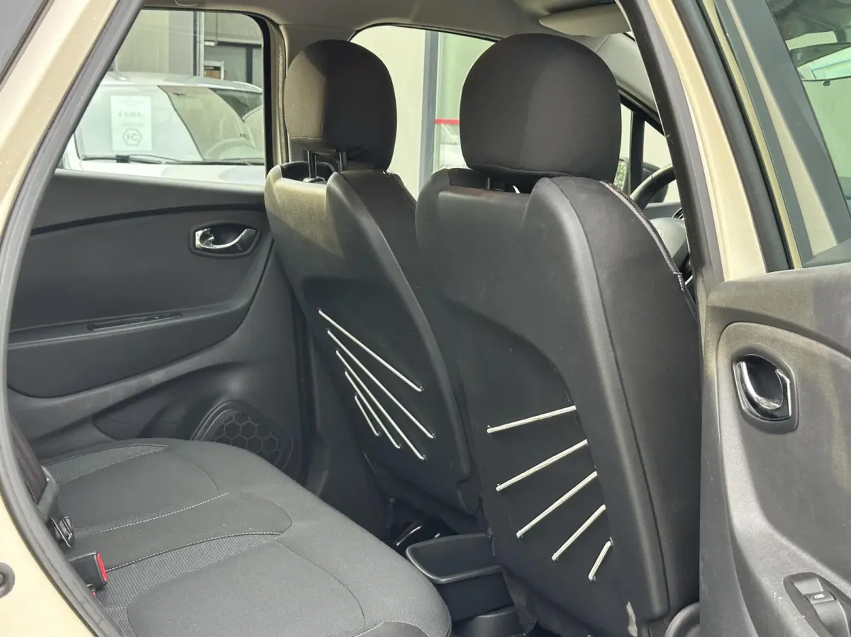0.9 TCe Expression Airco Cruise Bluetooth NAP