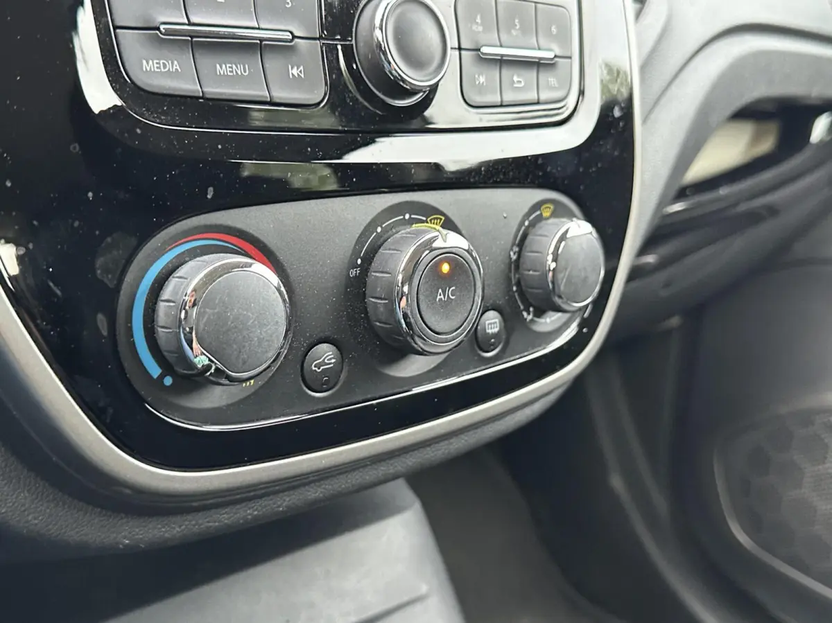 0.9 TCe Expression Airco Cruise Bluetooth NAP