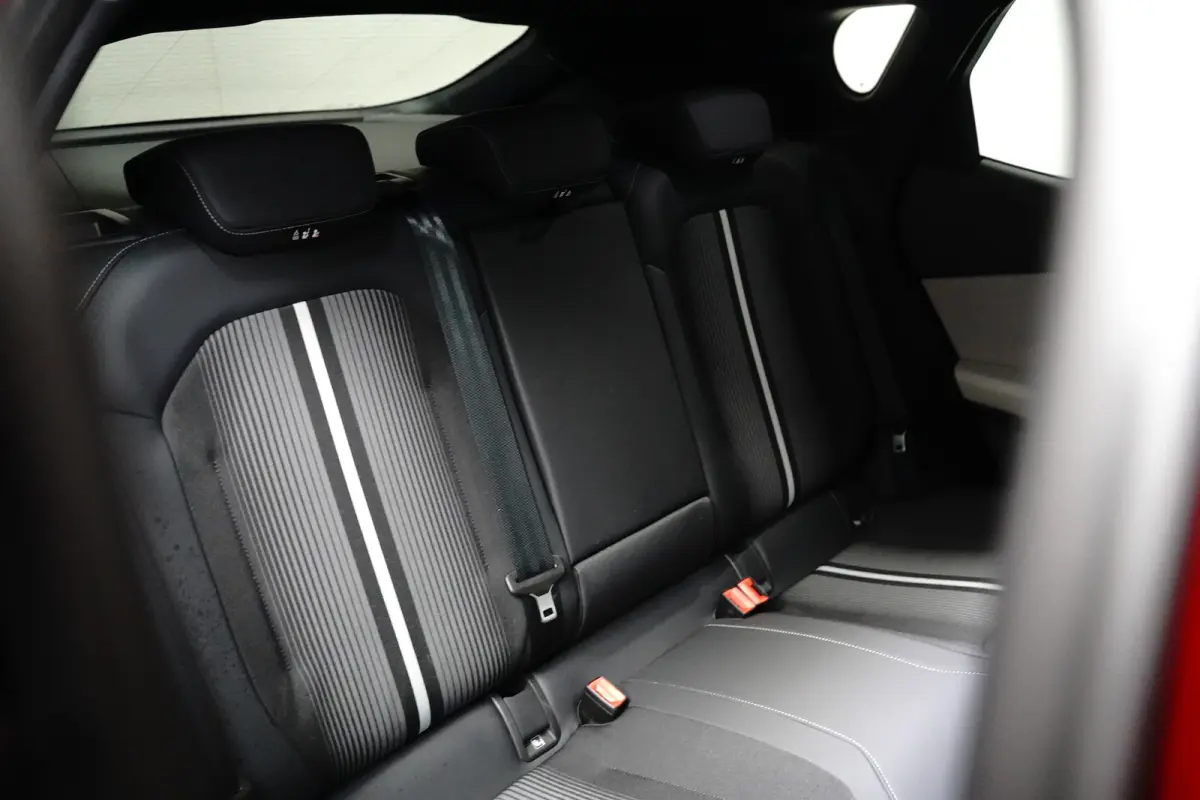 Extended Range RWD 77 kWh