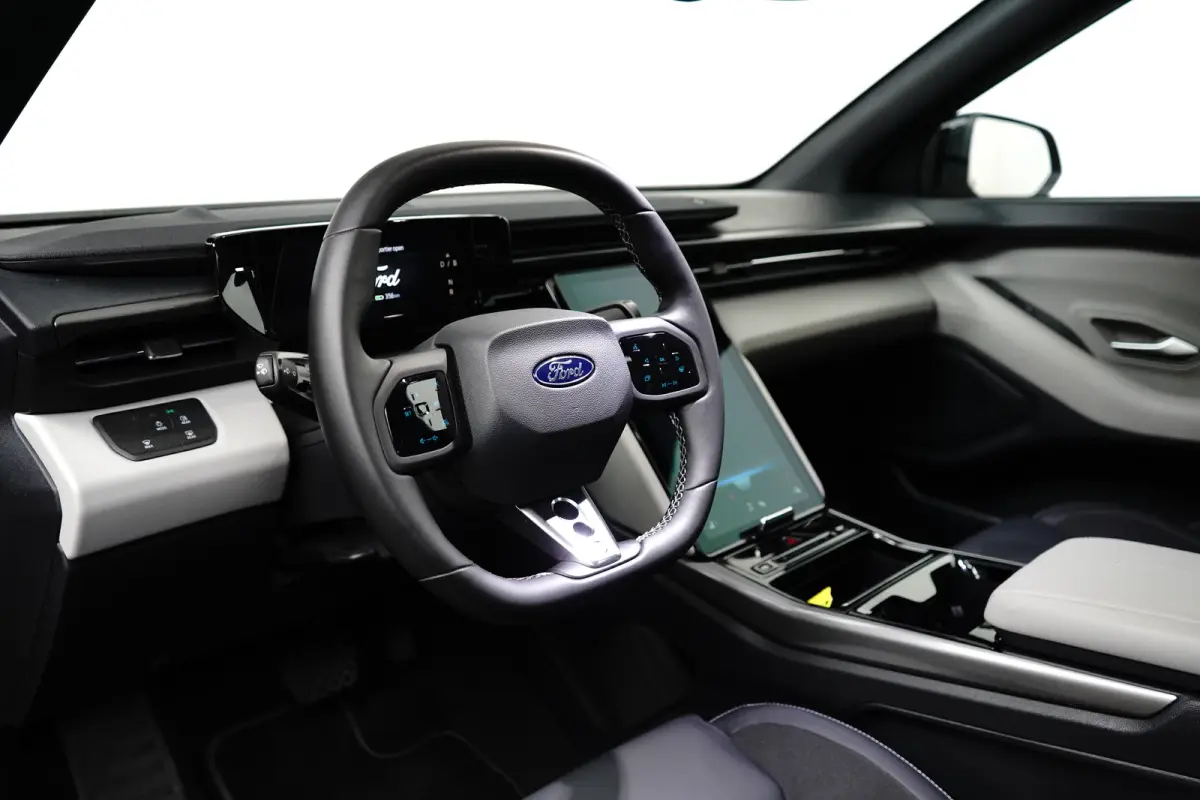 Extended Range RWD 77 kWh