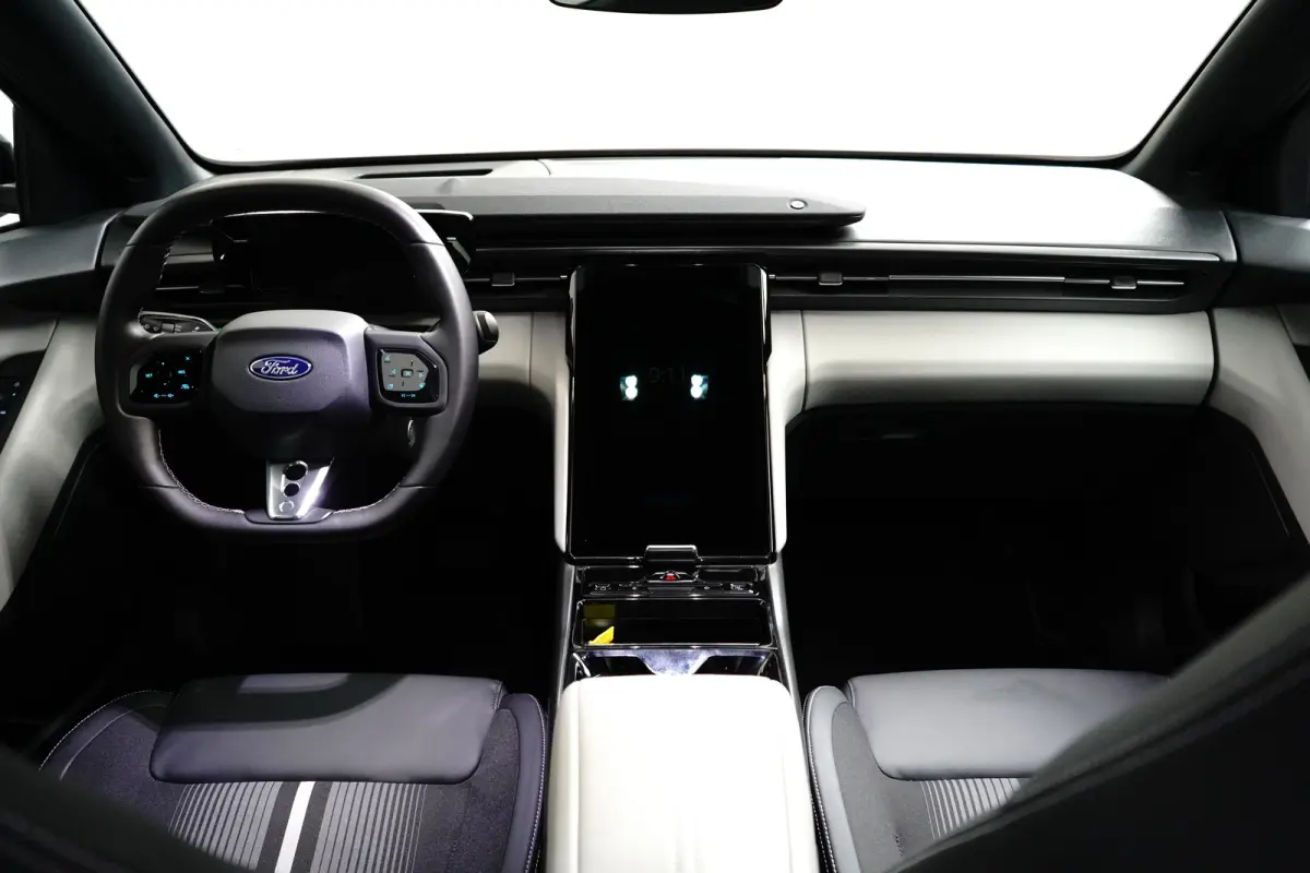 Extended Range RWD 77 kWh