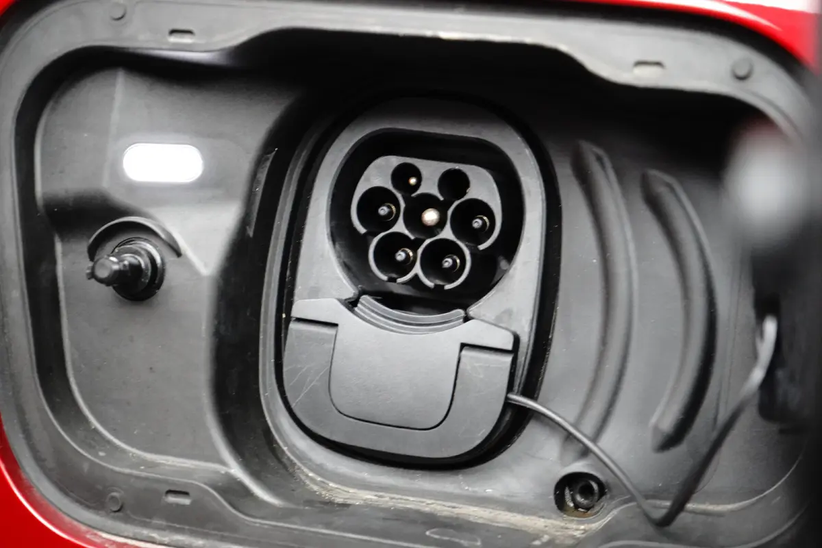 Extended Range RWD 77 kWh