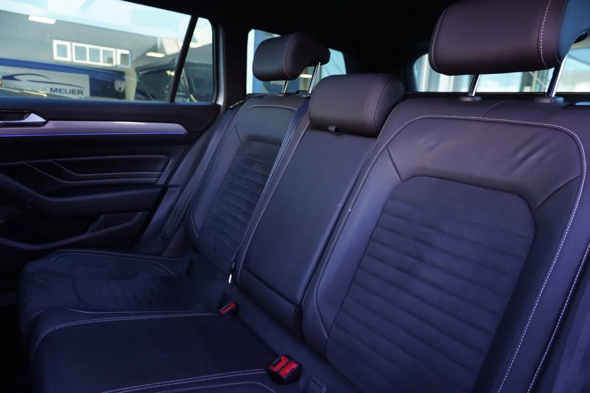 1.4 TSI PHEV GTE Business Highline | Automaat | Navigatie | CarPlay | Vol opties | Dealerauto | inruil
